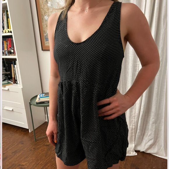 Pull&Bear Black Polka Dot Pull-on Playsuit Romper - Picture 2 of 7